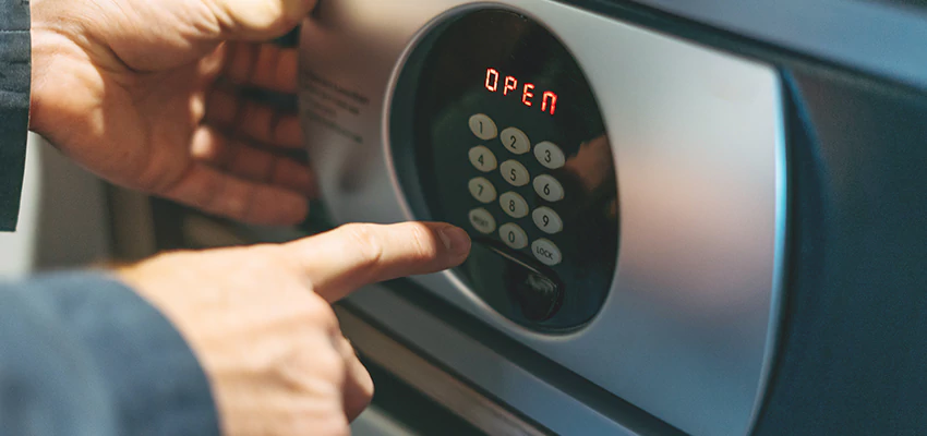 Cash Safe Openers in Patterson, California
