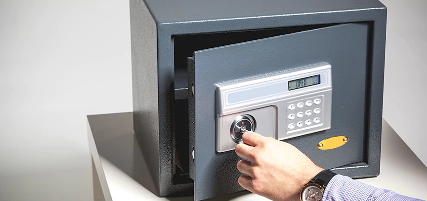 Jewelry Safe Unlocking Service in Patterson, California